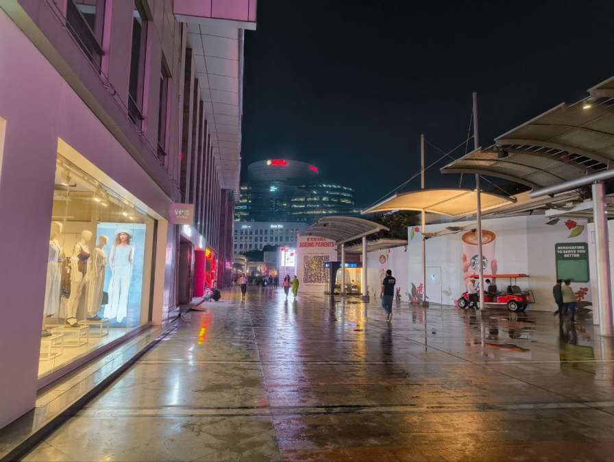 Gurgaon nightlife after office hours with city lights and modern lifestyle