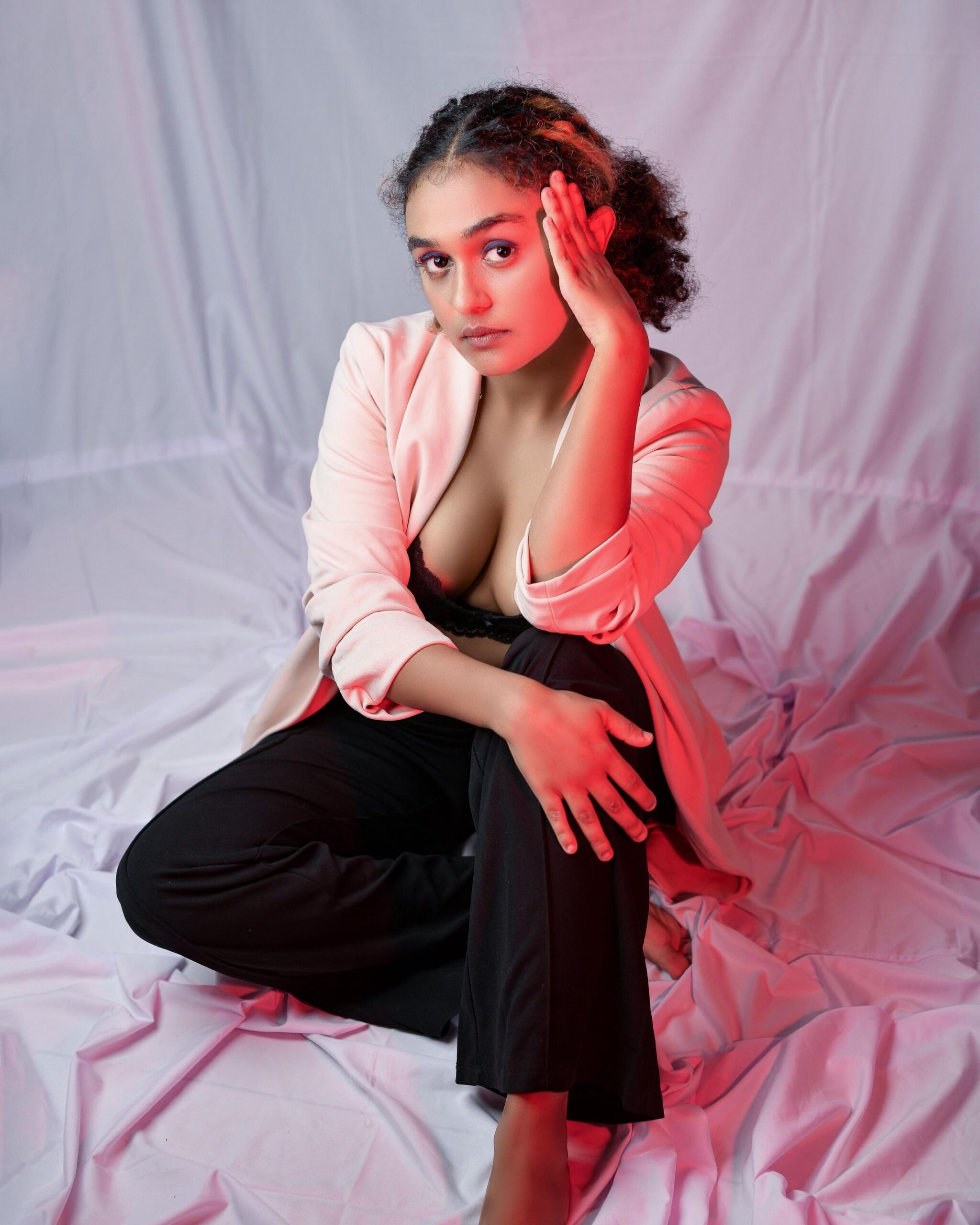 Independent Escort DLF Phase 4 Call girl DLF Phase 4 Gurgaon